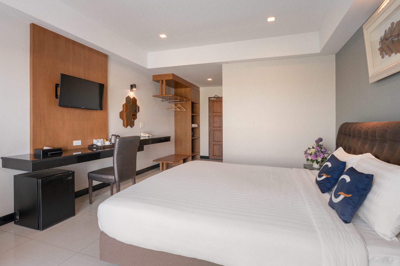 Deluxe Double Bed